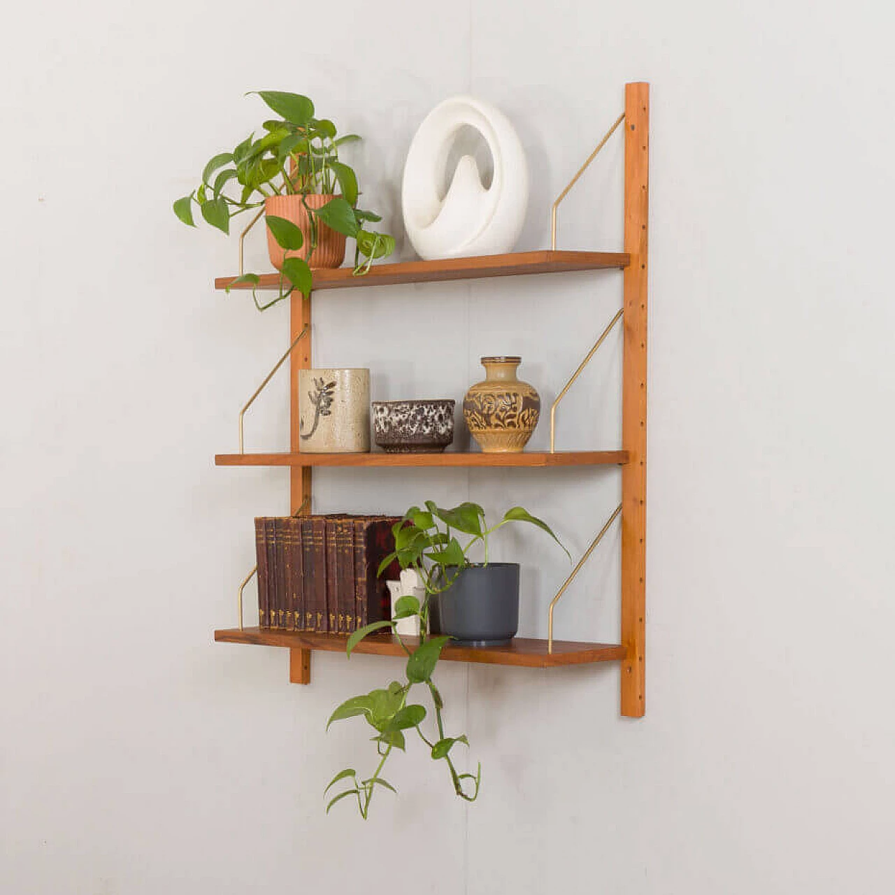 Danish modular teak wall bookcase with three shelves in the Cadovius style, 1960s 2