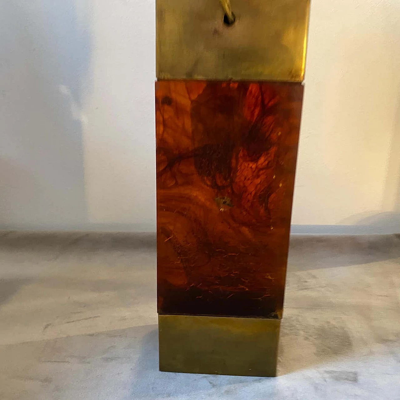 Brass and lucite table lamp in the style of Gabriella Crespi, 1980s 8