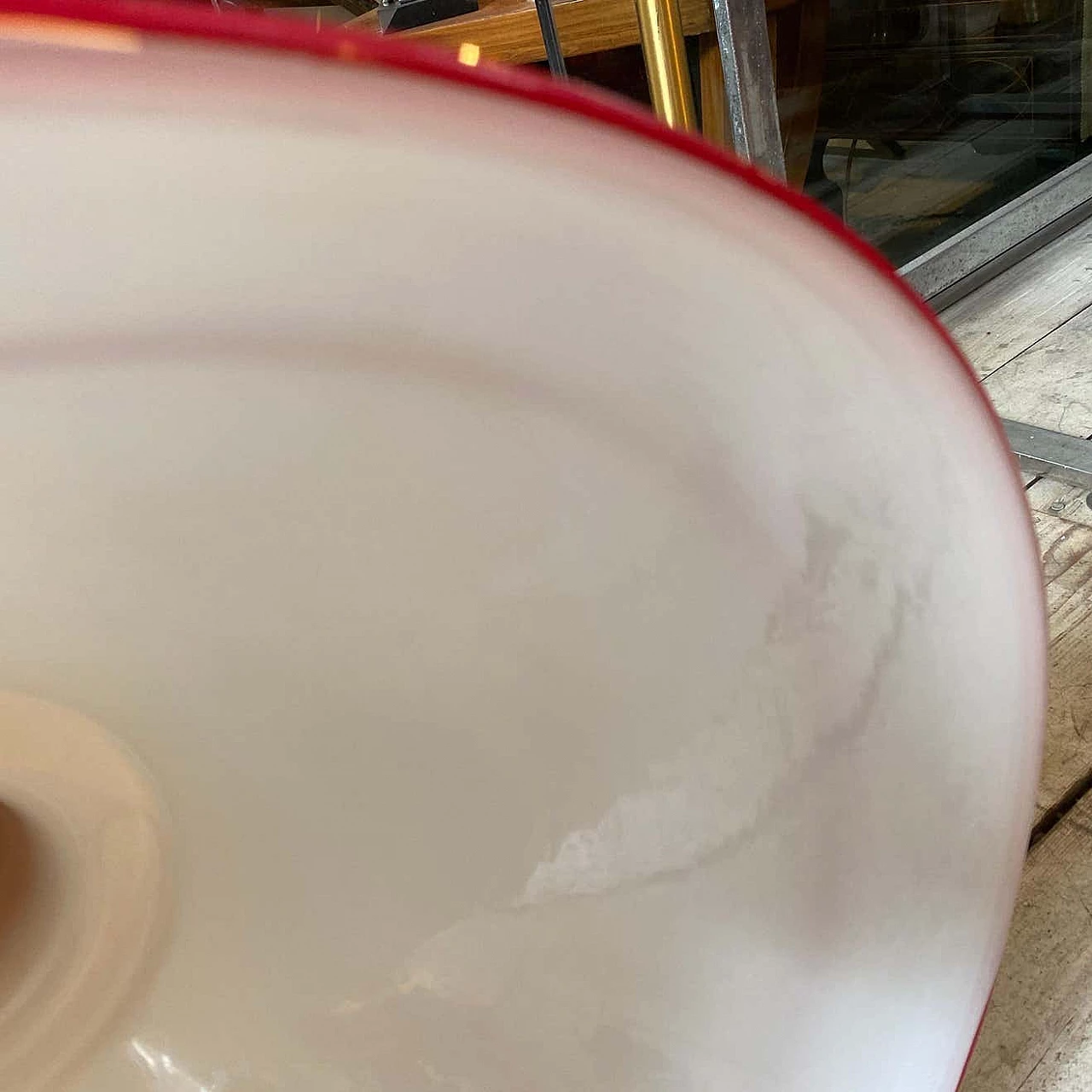 Chandelier in red and white Murano glass and brass for Renato Toso, 1980s 7