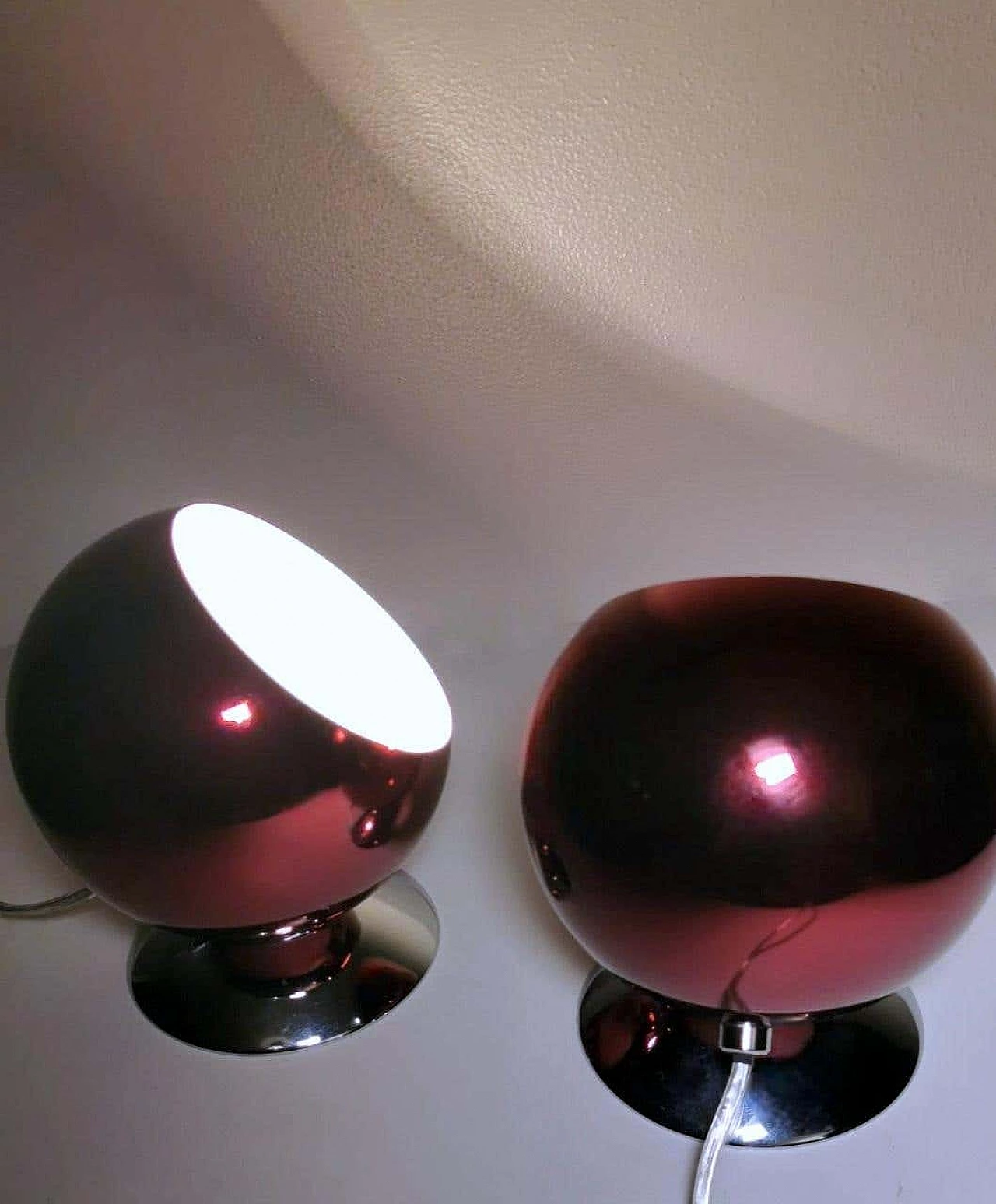 Pair of Space Age table lamps attributed to Gepo, 1970s 10