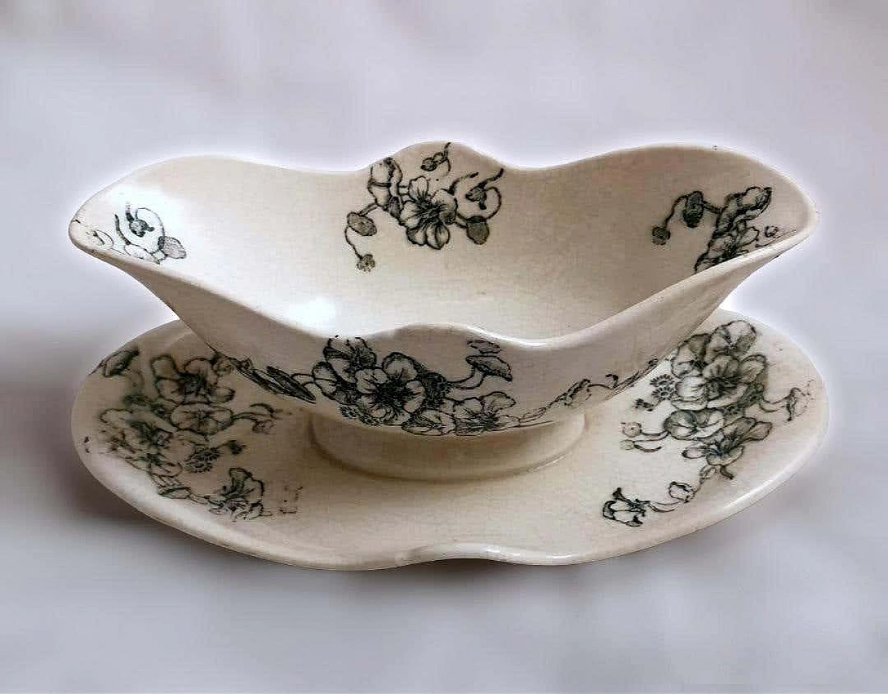 Capucine majolica gravy boat by Bertrand Leon Bordeaux, 1950s 5