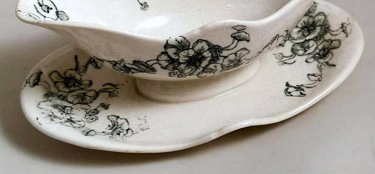 Capucine majolica gravy boat by Bertrand Leon Bordeaux, 1950s 7