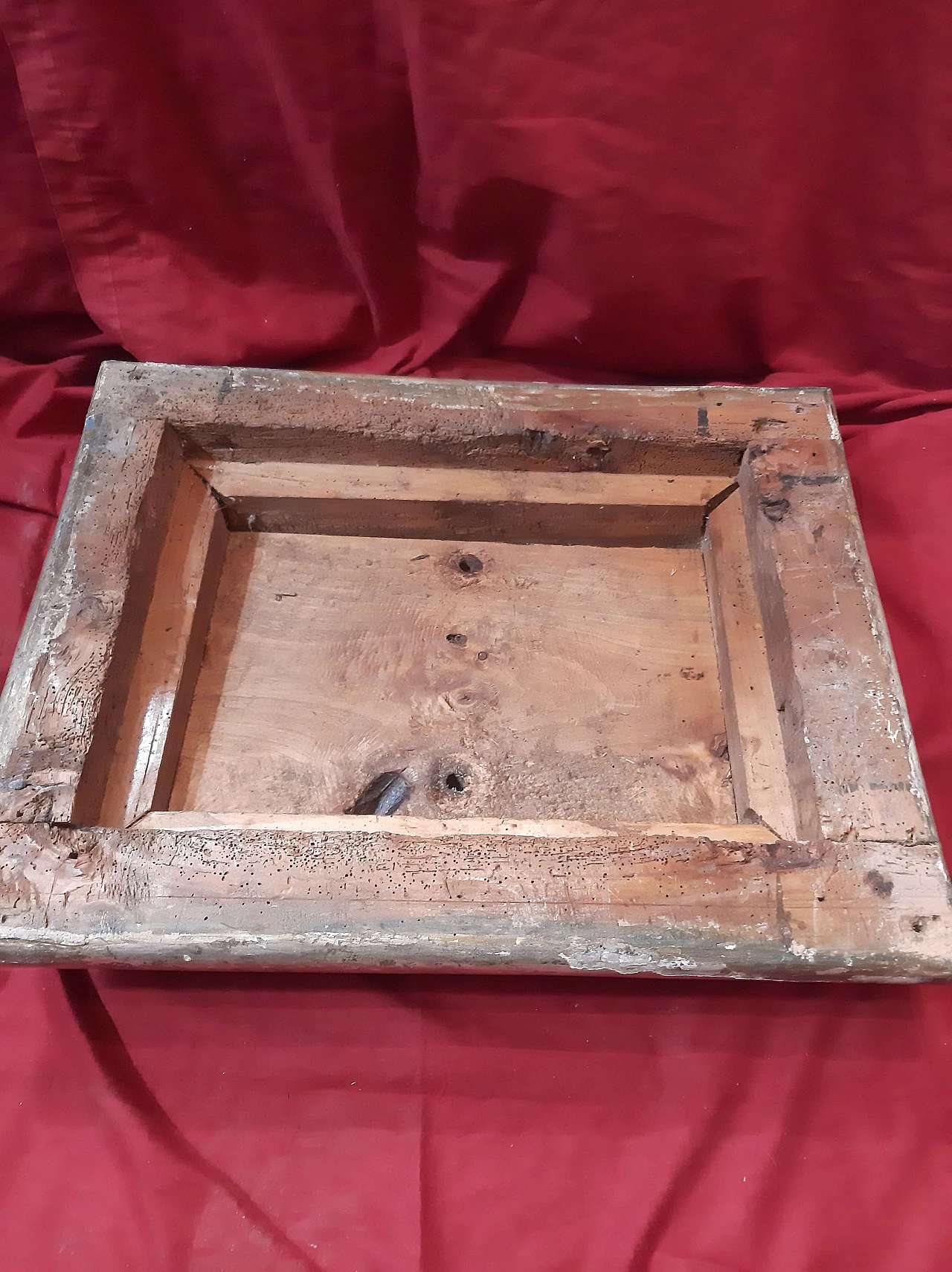 Blue painted poplar pedestal with mecca gilding, 18th century 6