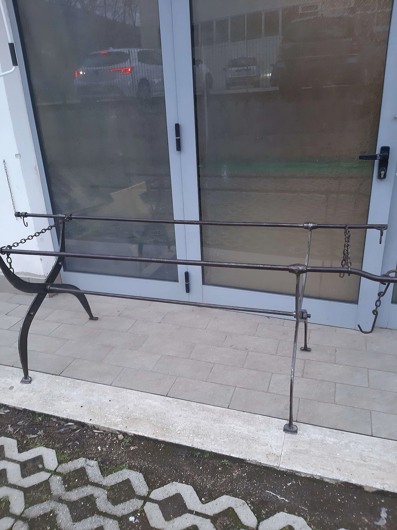 Base per tavolo in ferro battuto, anni '10 1