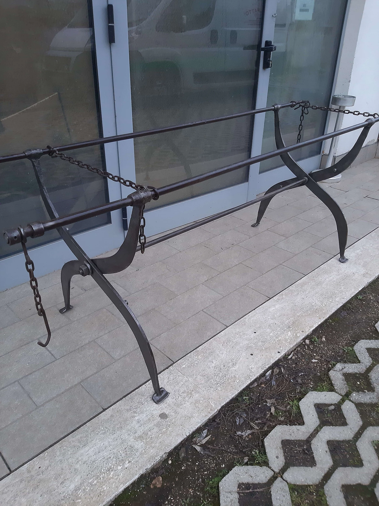 Base per tavolo in ferro battuto, anni '10 2