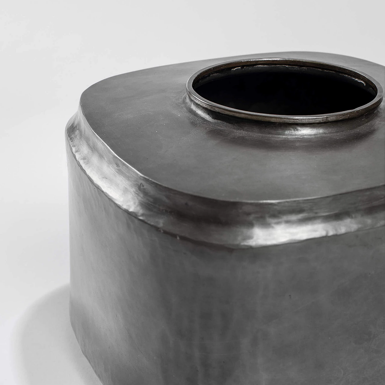 Pewter vase by Lorenzo Burchiellaro, 1960s 4