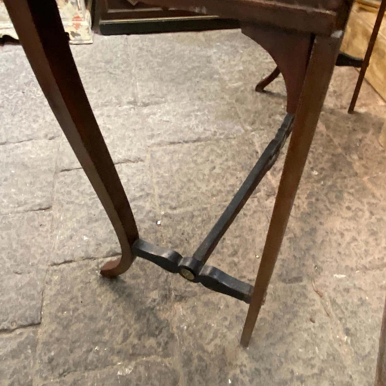 Empire console table in walnut with sabre feet, 19th century 7