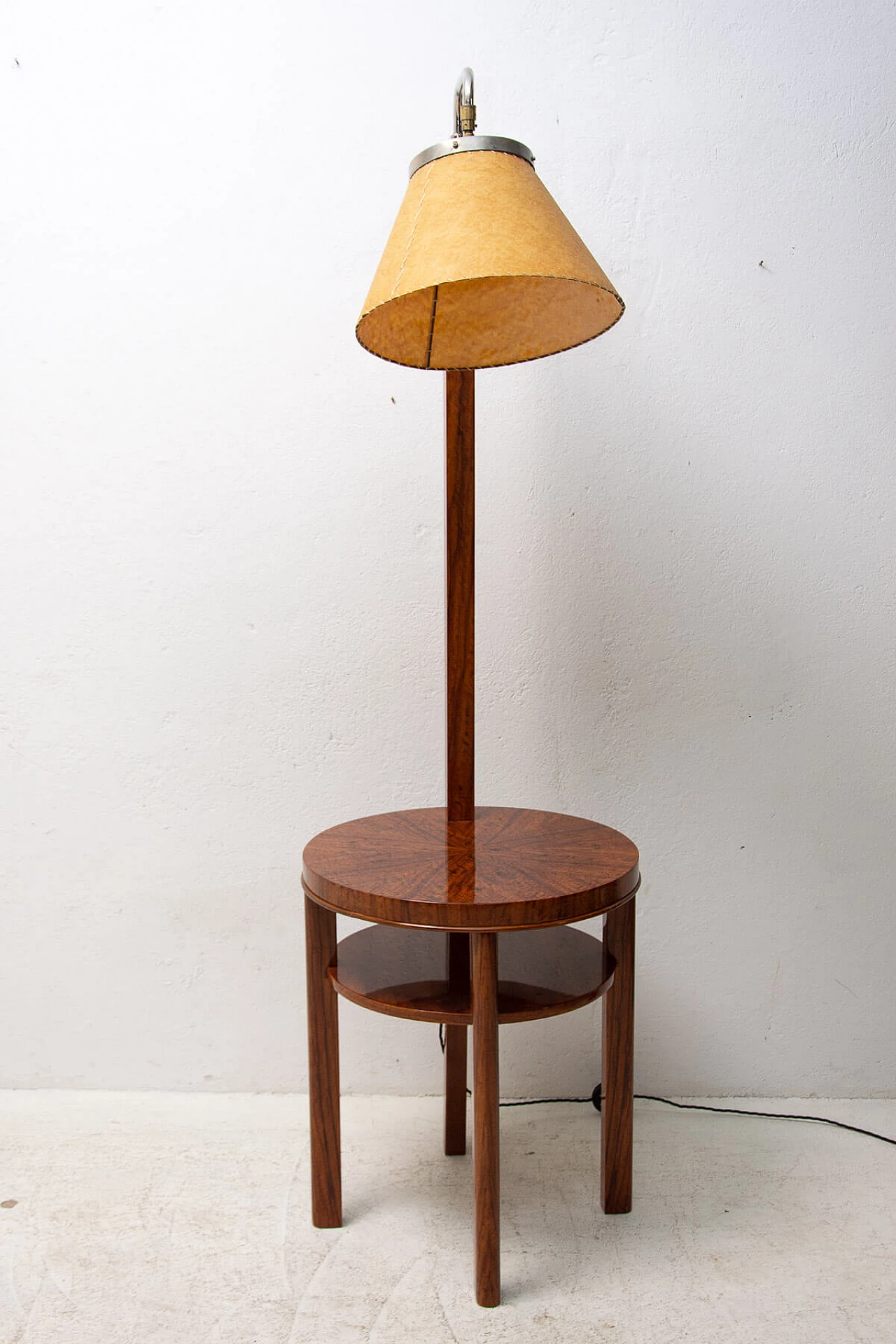 Lampada da terra con tavolino Art Déco in noce, anni '30 19