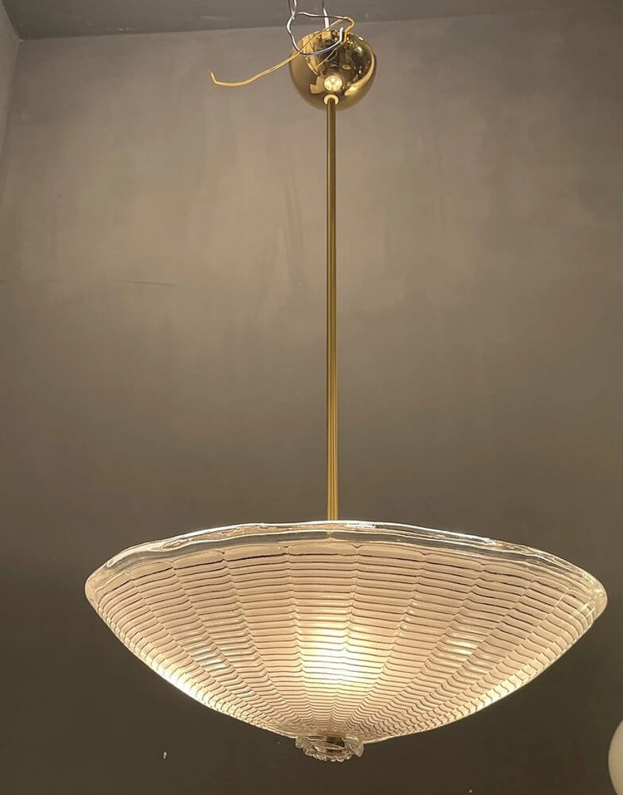 Lampadario in vetro di Murano e metallo dorato, anni '80 5
