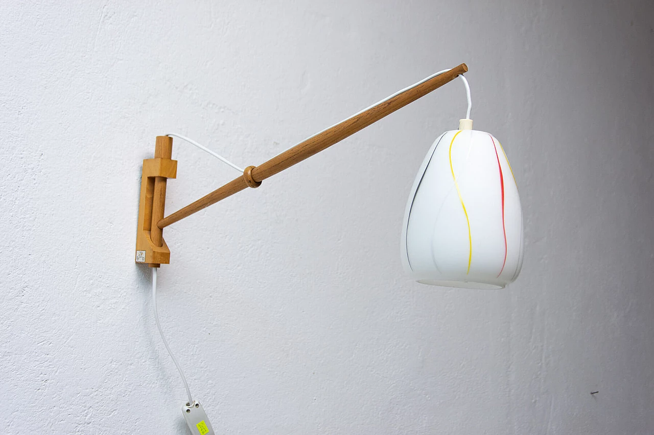 Coppia di applique in faggio e vetro di ULUV, anni '60 10