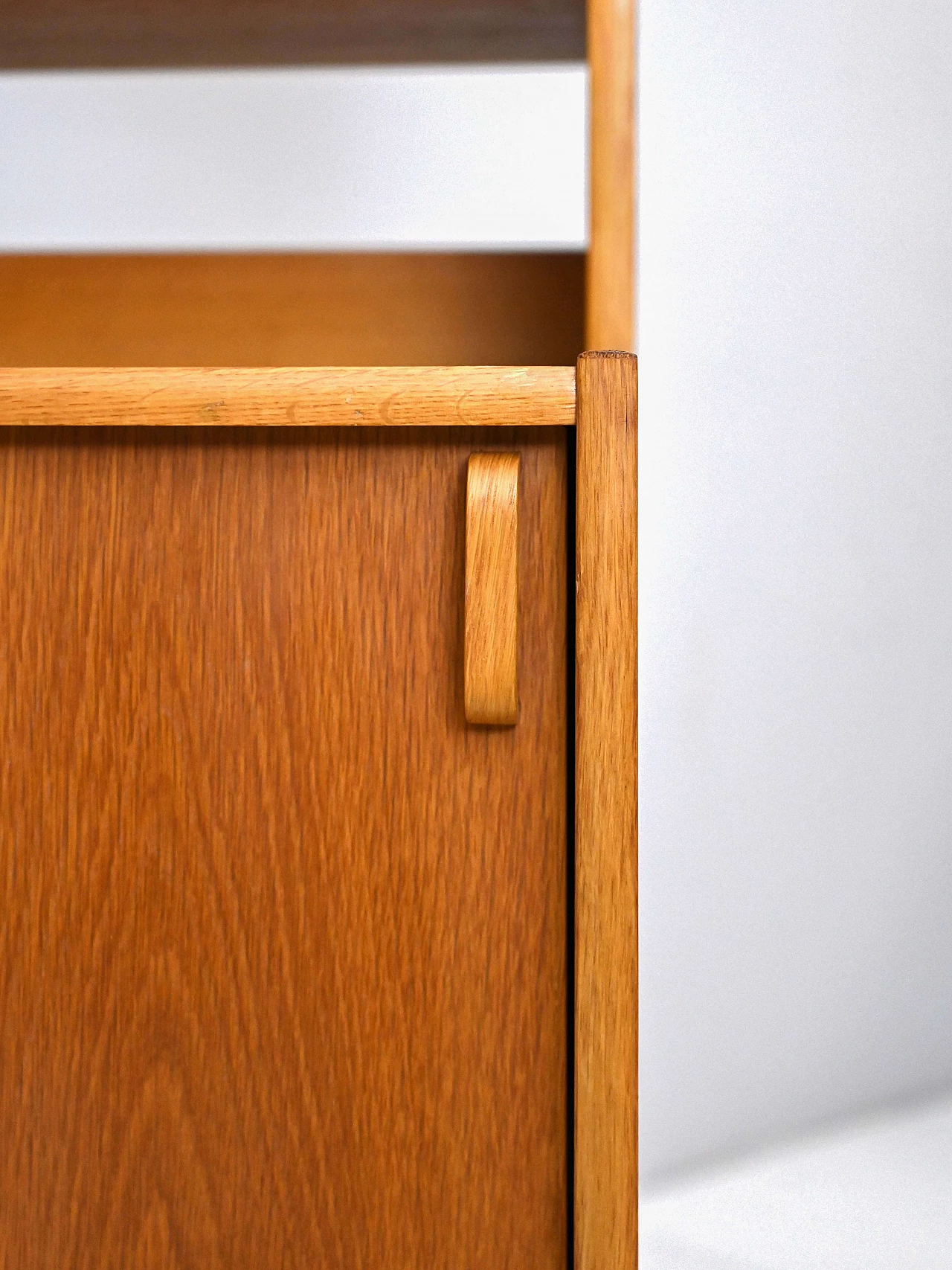 Libreria in legno di Bertil Fridhagen per Bodafors, anni '60 9