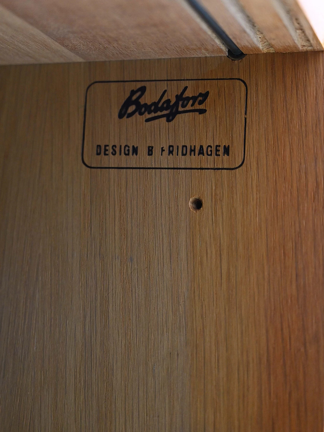 Libreria in legno di Bertil Fridhagen per Bodafors, anni '60 10