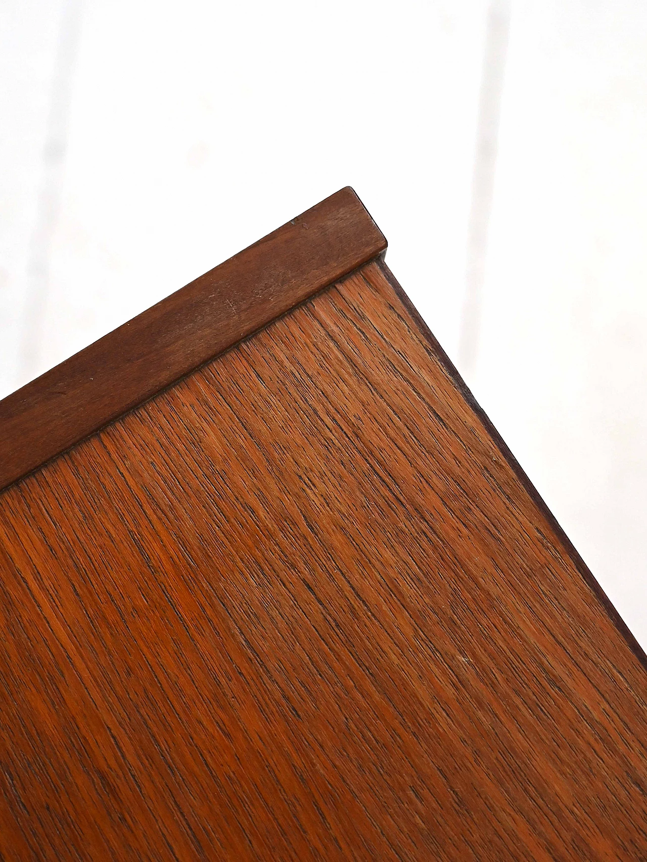 Tavolino in legno porta TV, anni '60 5