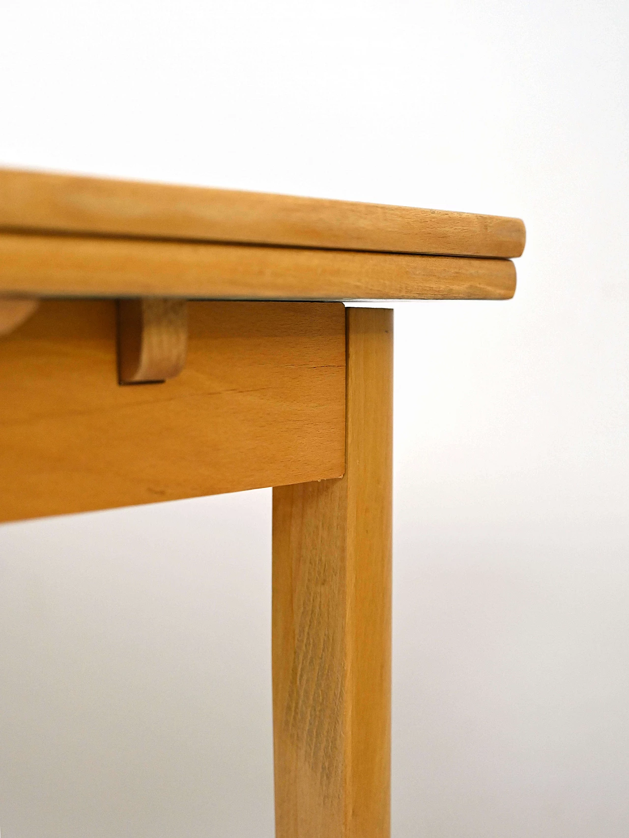 Tavolo allungabile in legno e formica, anni '60 8