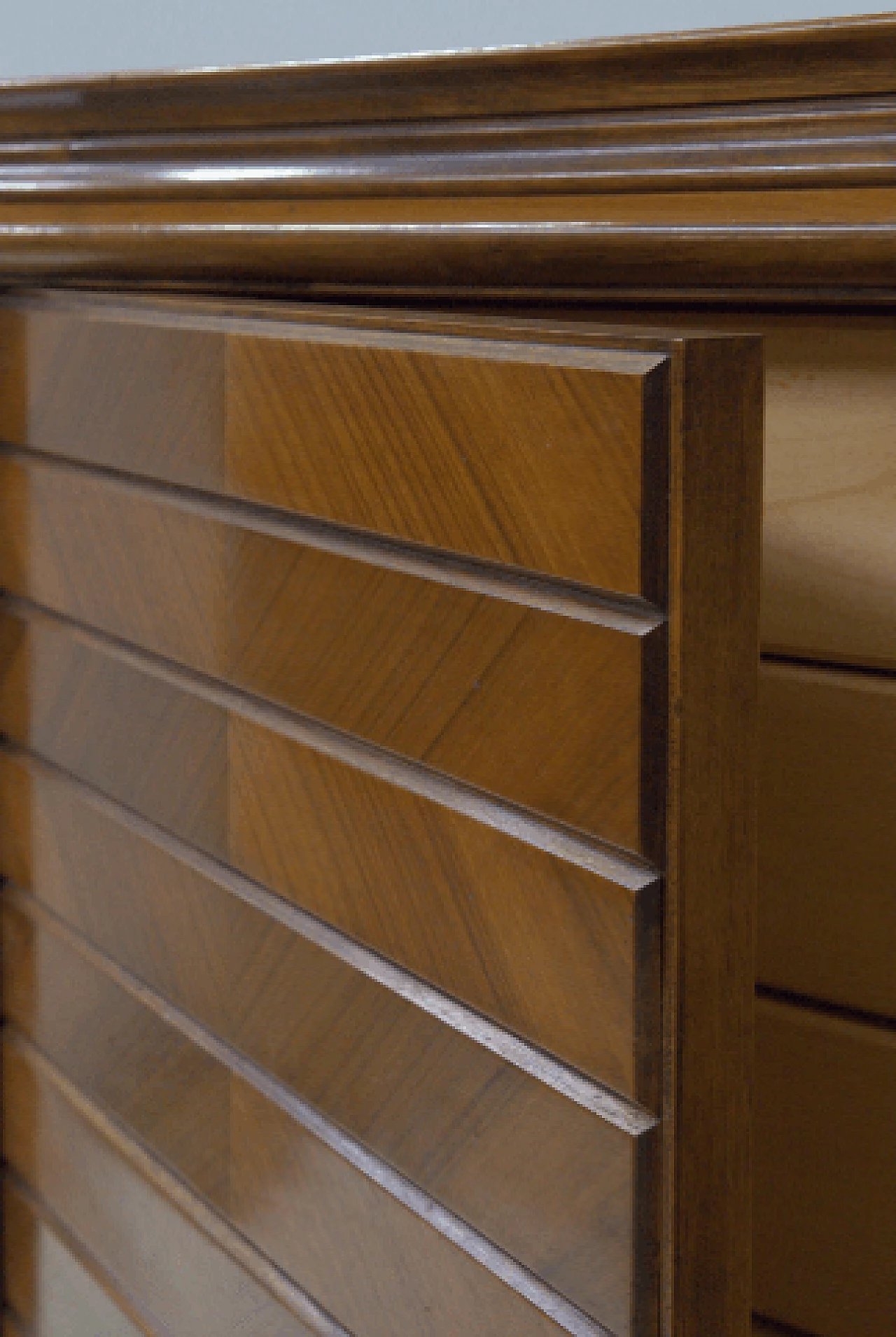 Walnut and maple dresser by Osvaldo Borsani, 1950s 11