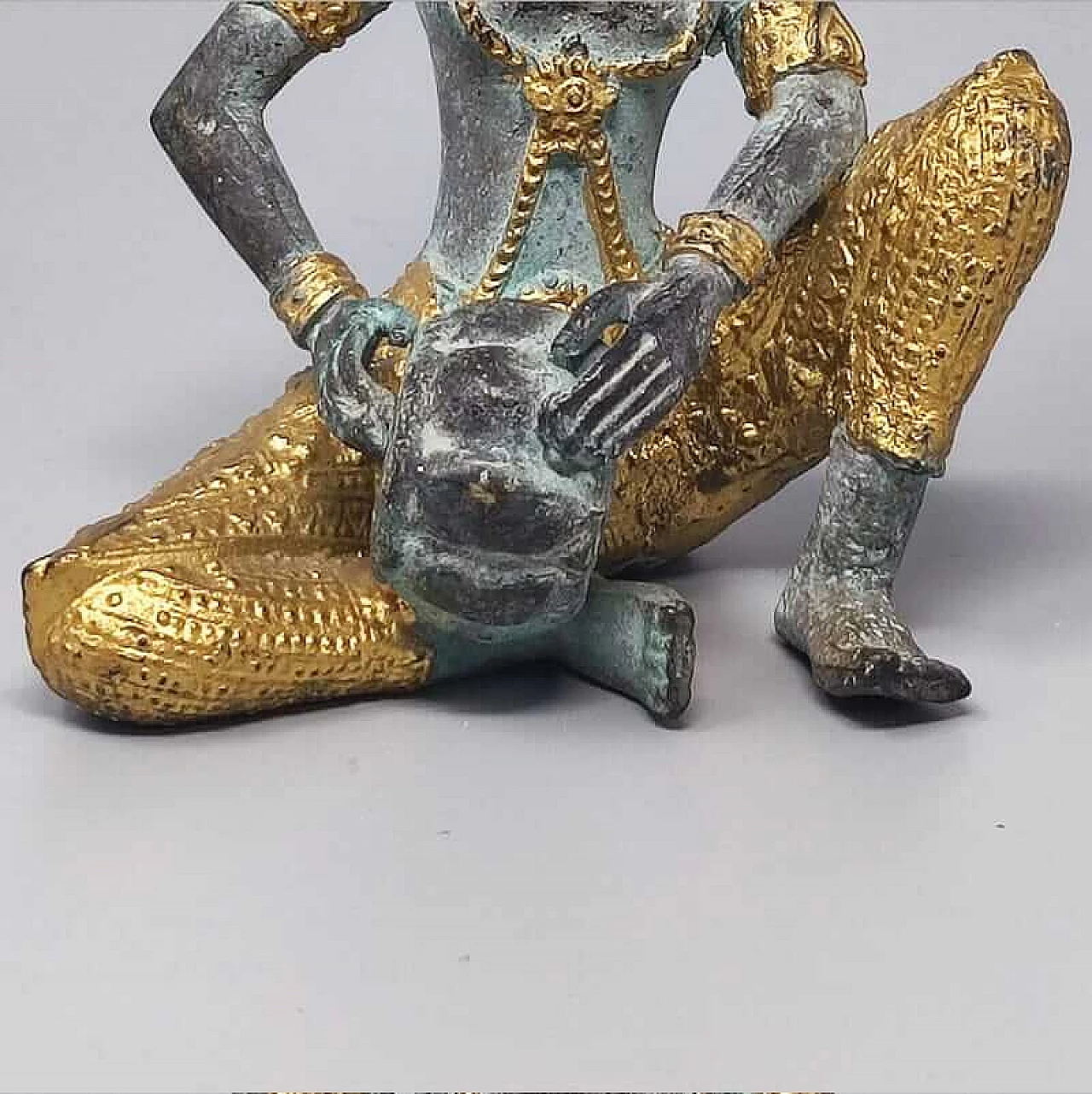 Scultura di divinità tailandese in bronzo, anni '40 8