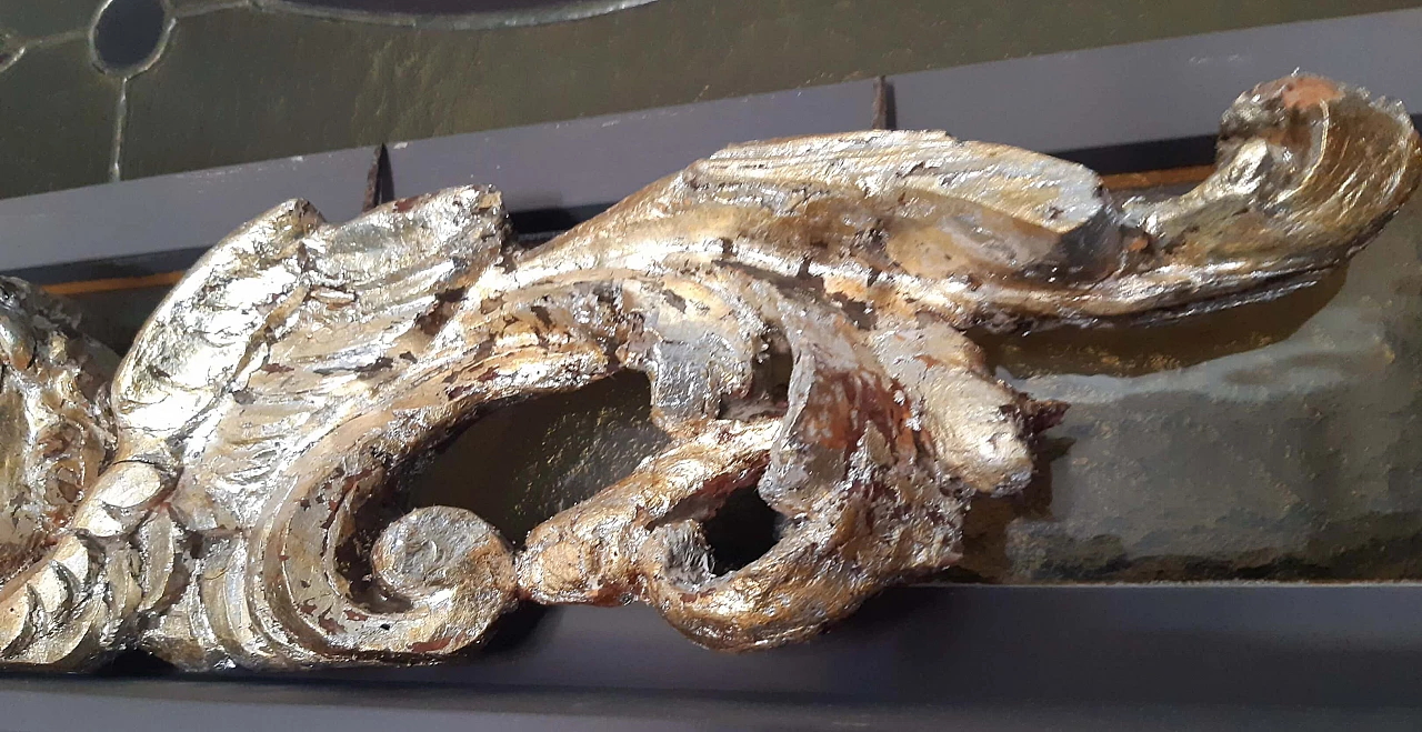 Gilded wood frieze with cherub, 16th century 3