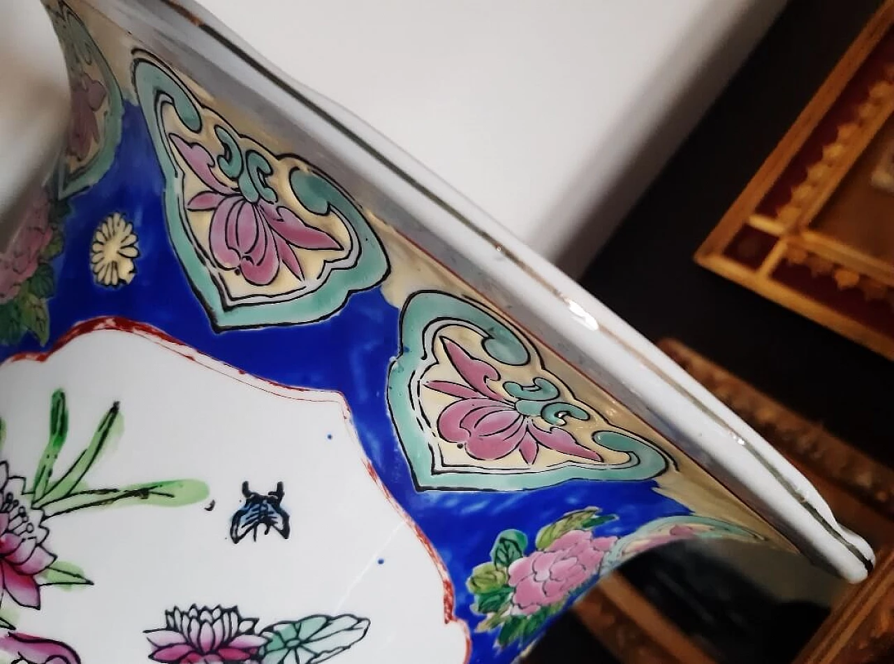 Chinese vase with polychrome decoration, 1940s 3