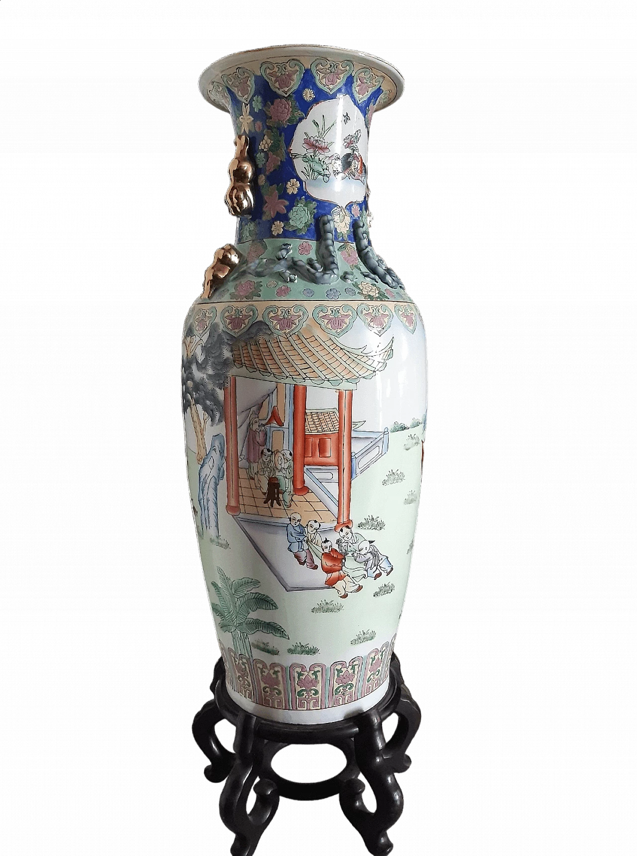 Chinese vase with polychrome decoration, 1940s 15