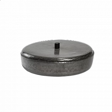 Scatolina in peltro con coperchio di Lorenzo Burchiellaro, anni '60