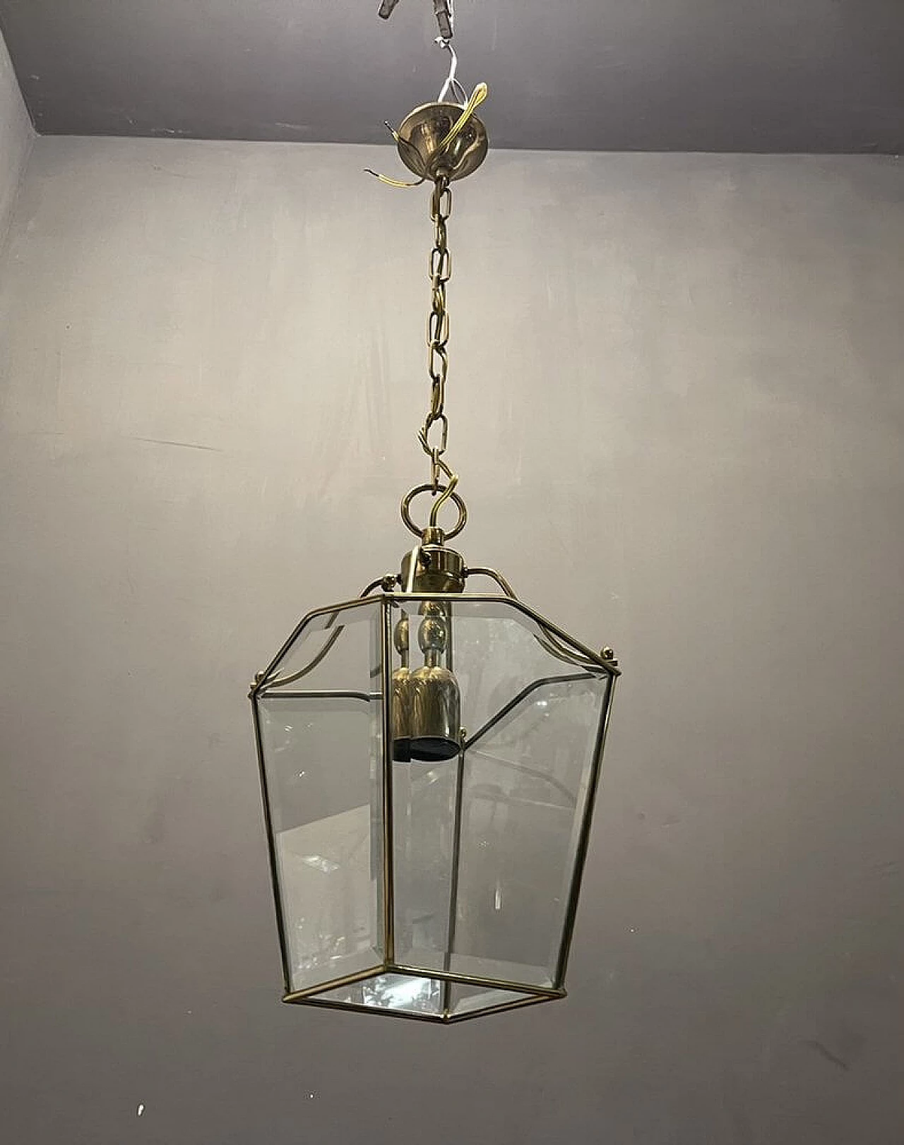 Lampadario a lanterna in ottone e vetro, anni '60 1