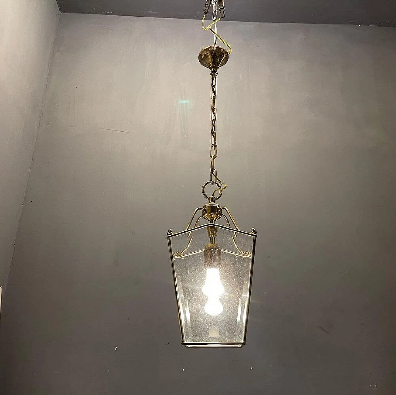 Lampadario a lanterna in ottone e vetro, anni '60 4