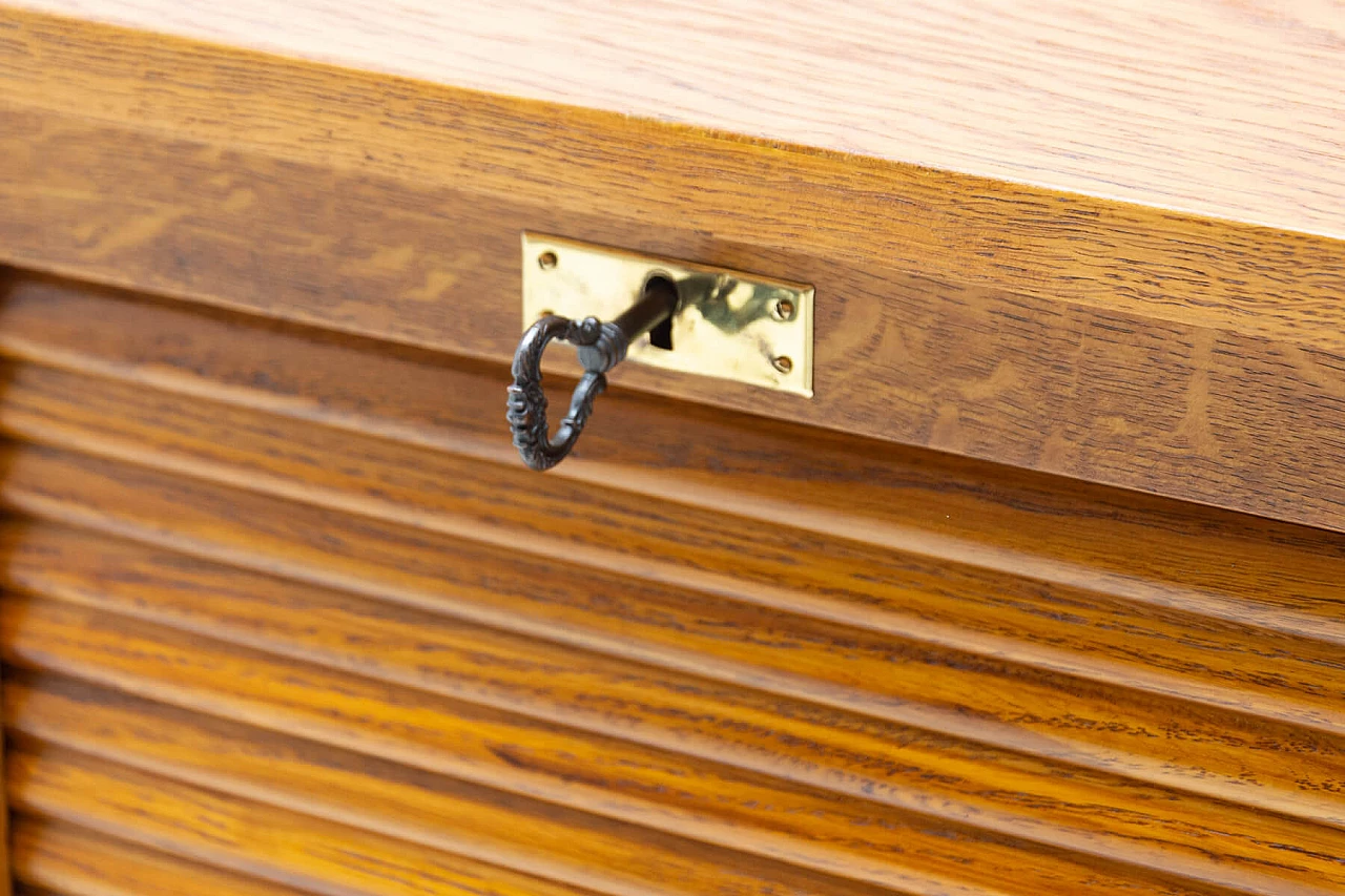 Scrittoio con serranda laterale in faggio e compensato, anni '30 11