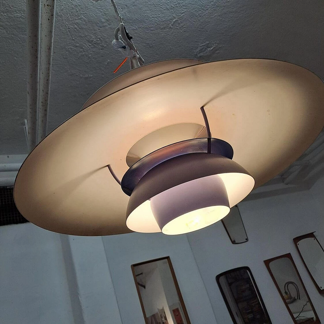 Lampada PH5 di Poul Henningsen per Louis Poulsen, anni '60 3