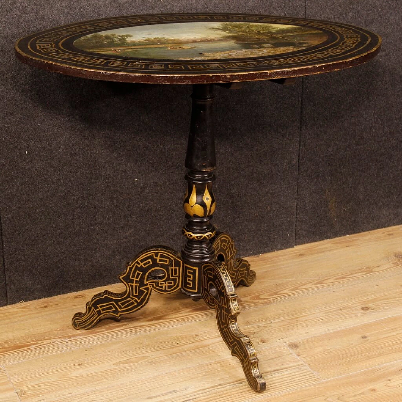 Small sail-shaped table in lacquered and painted wood, 1920s 1