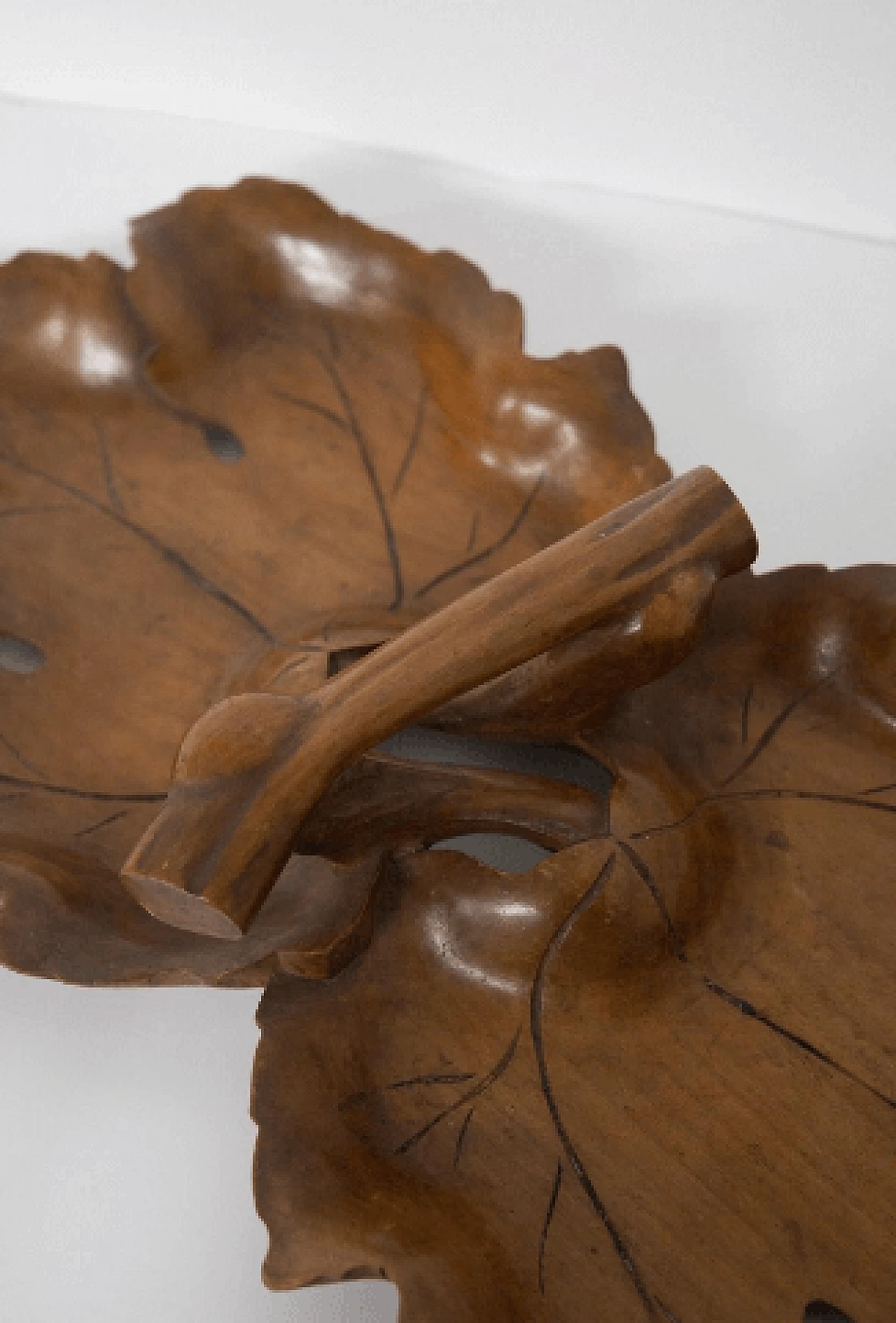 Leaf-shaped wood centerpiece, 1950s 7