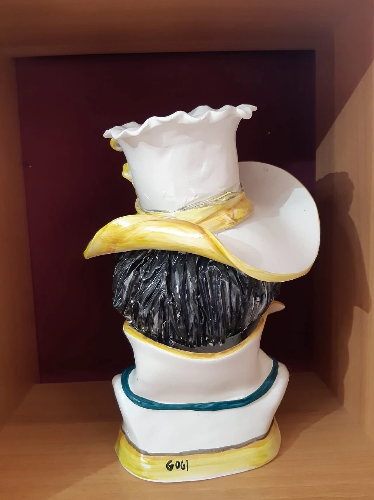 Pair of hand-decorated ceramic vases, 1980s 6