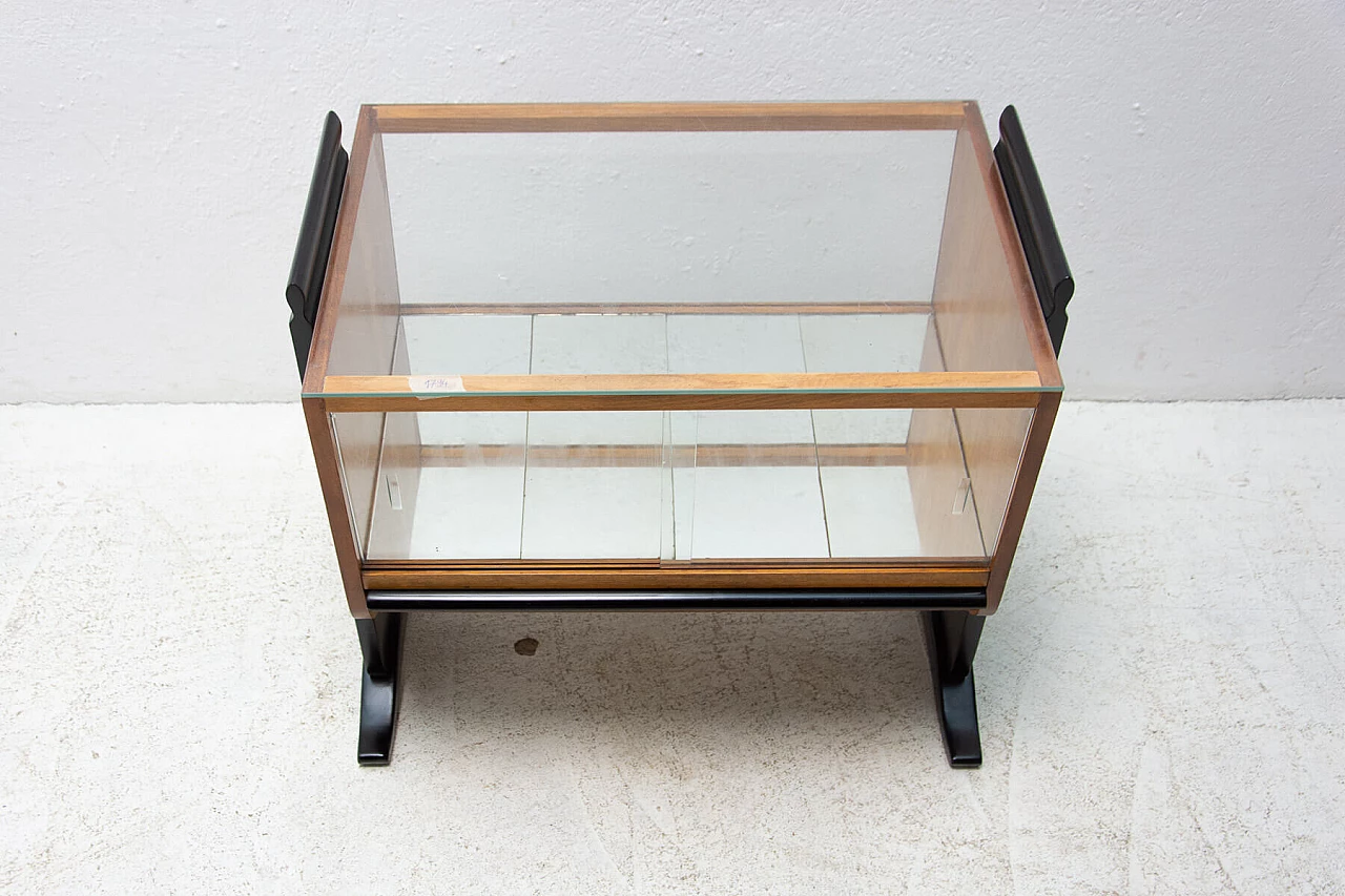 Art Deco wood and glass bar cabinet by Jindrich Halabala for UP-Zavody, 1930s 7