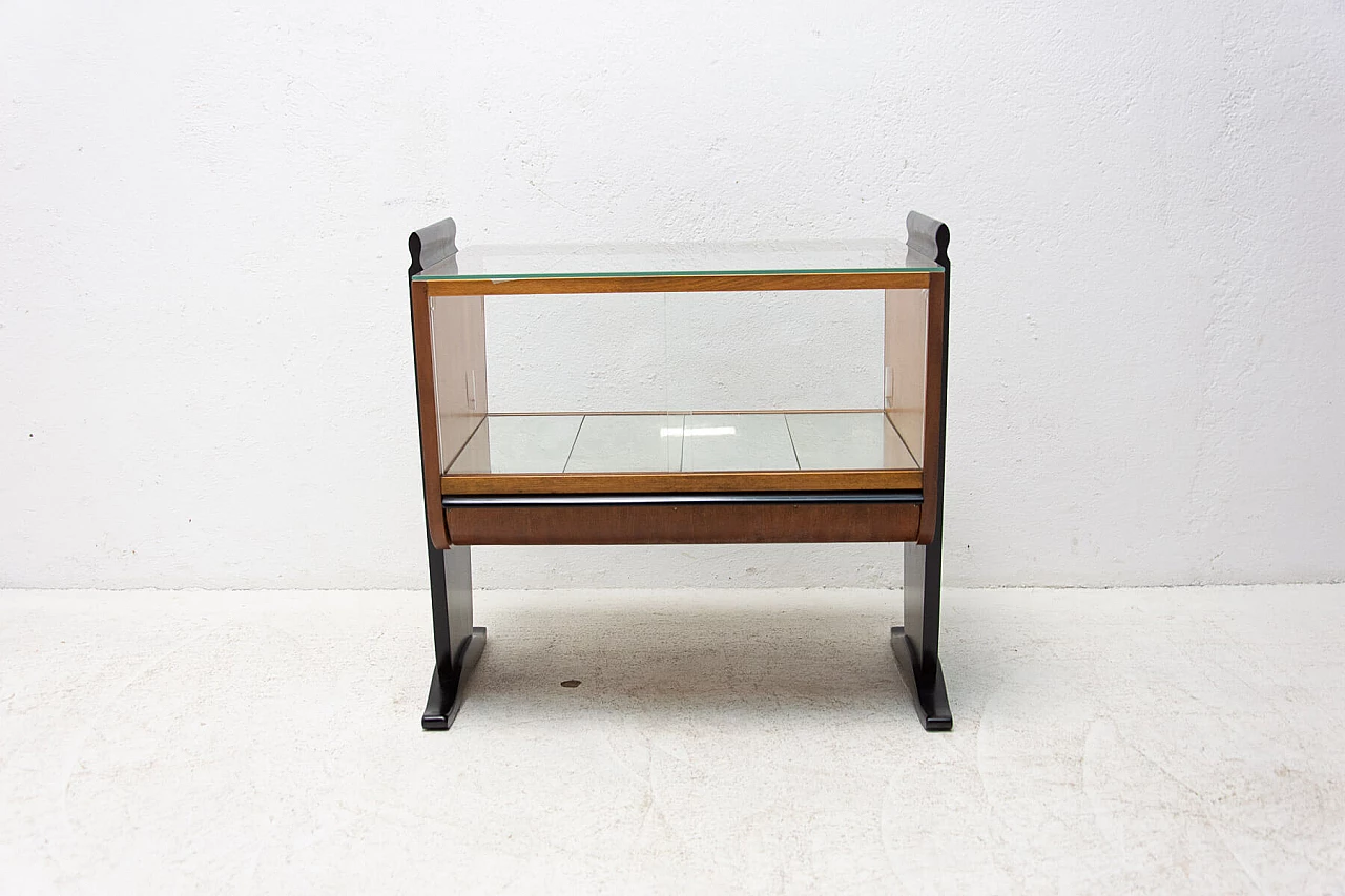 Art Deco wood and glass bar cabinet by Jindrich Halabala for UP-Zavody, 1930s 15