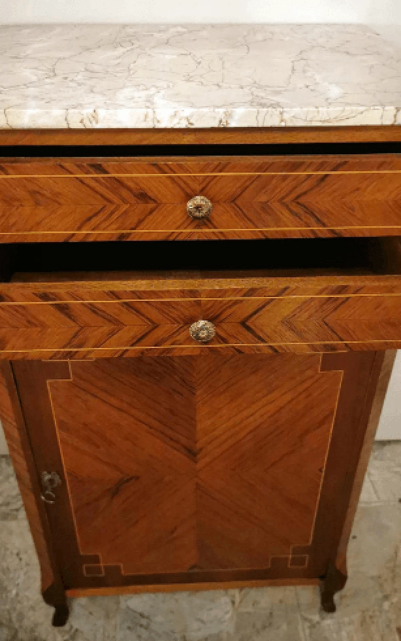 Credenza stile Luigi XV in noce con piano in marmo, fine '800 14