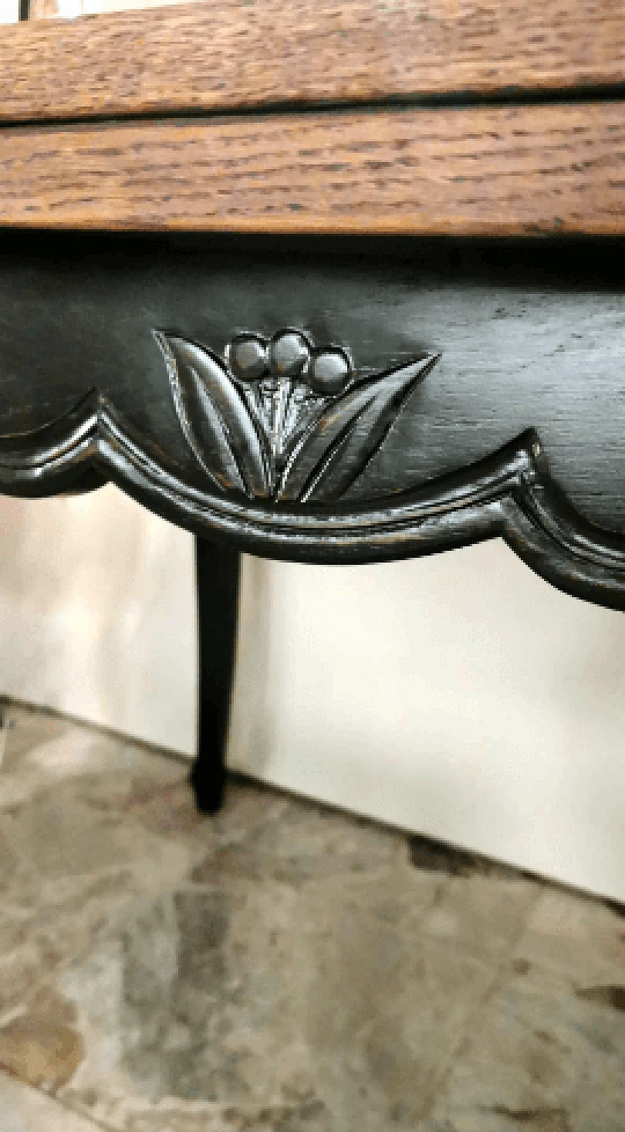 Provençal style extendable oak table, early 20th century 11