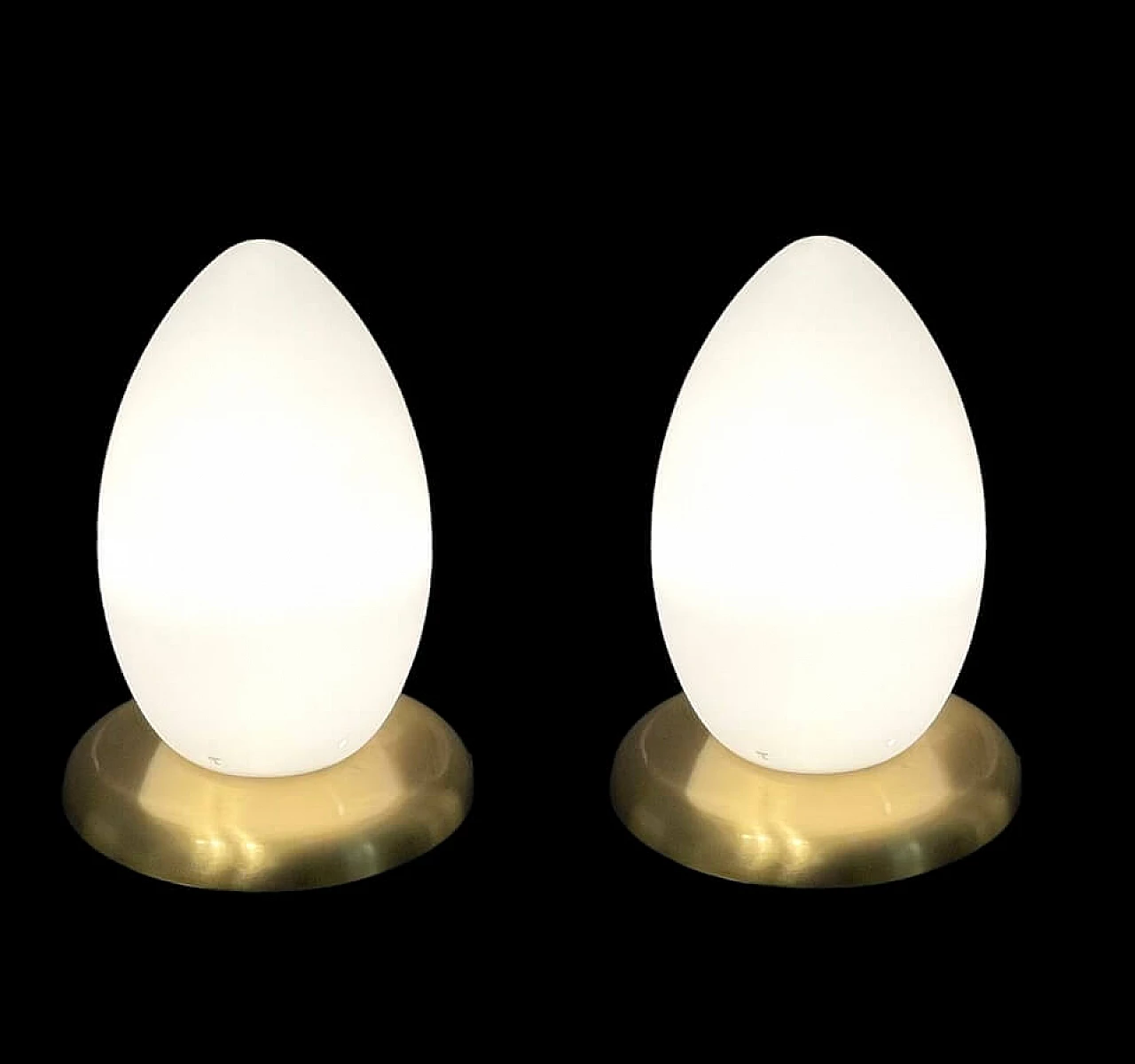Coppia di lampade da tavolo a forma di uovo in vetro di Murano, anni '80 2