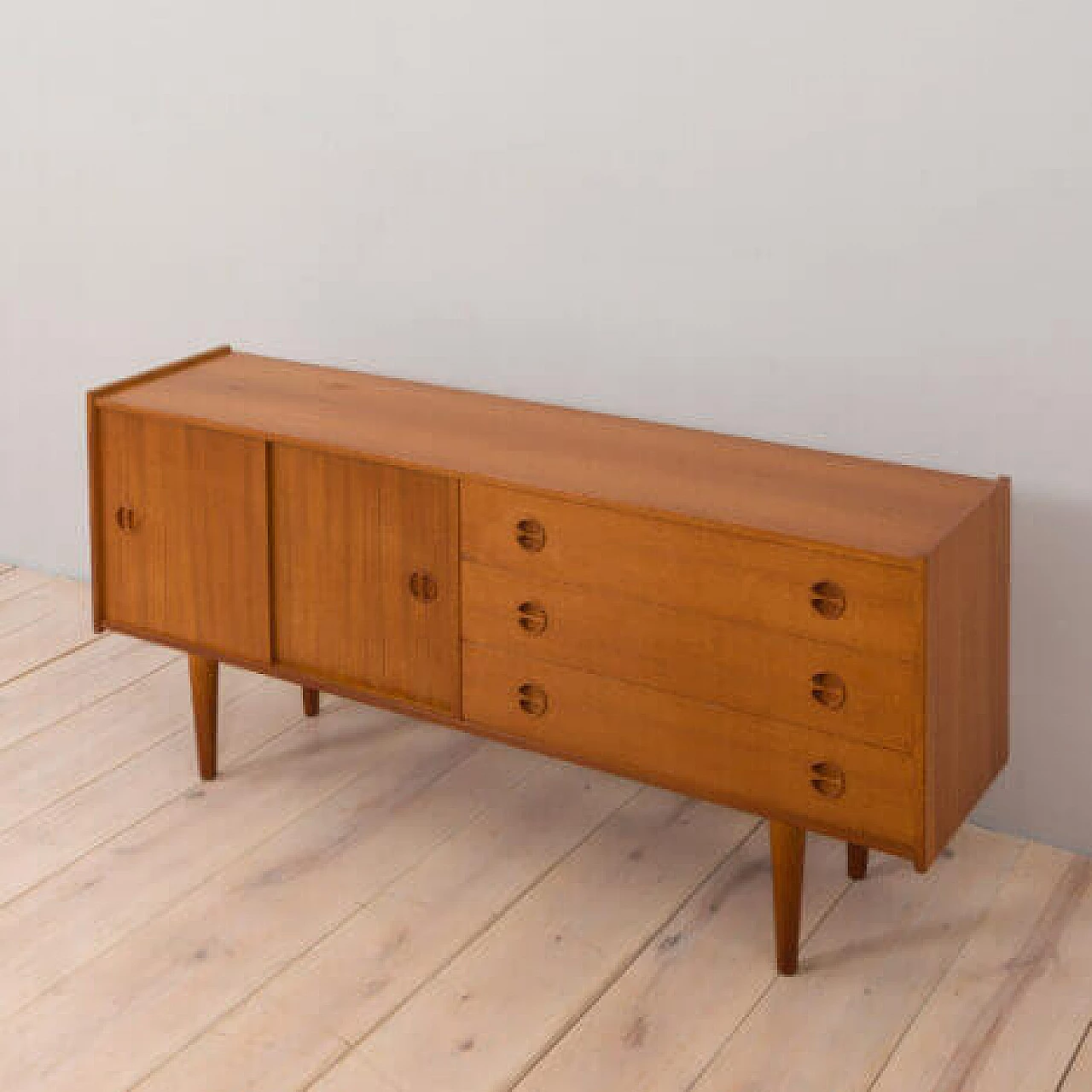 Credenza norvegese in teak, anni '60 9