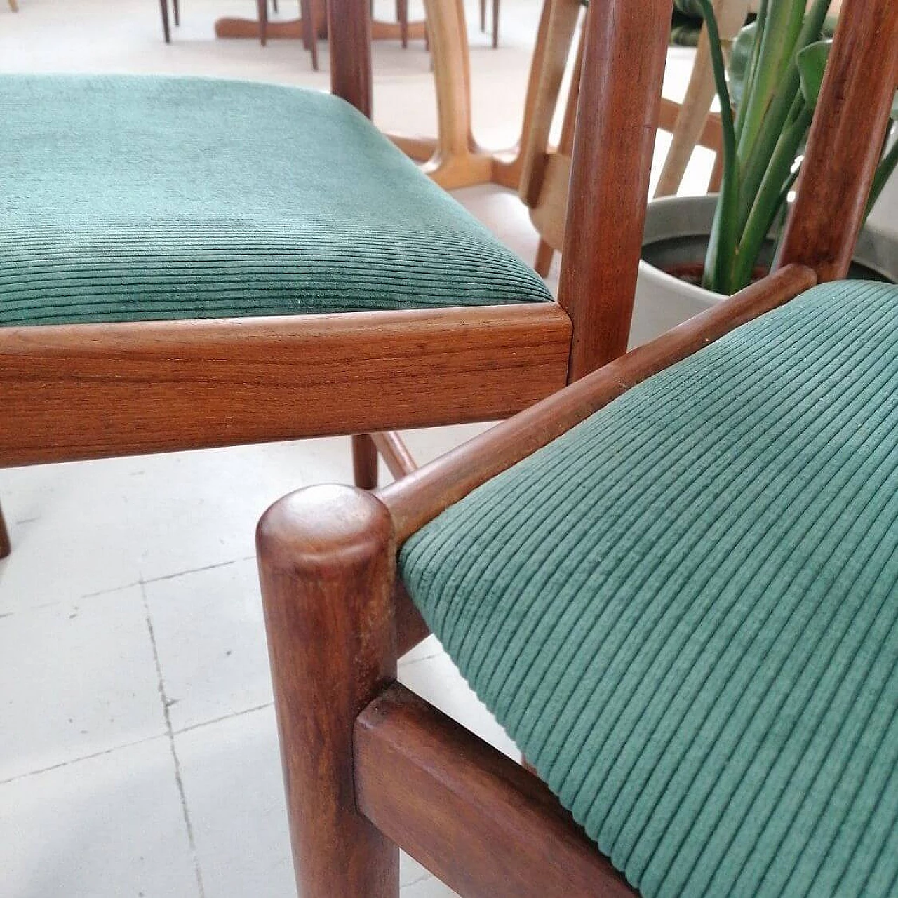 Coppia di sedie in teak per Sibas, anni '50 3