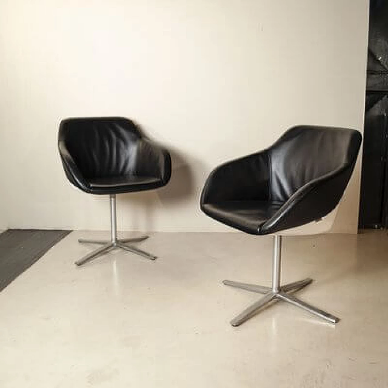 Pair of Shell chairs by Pearson Llloy for Knoll, 1990s 2
