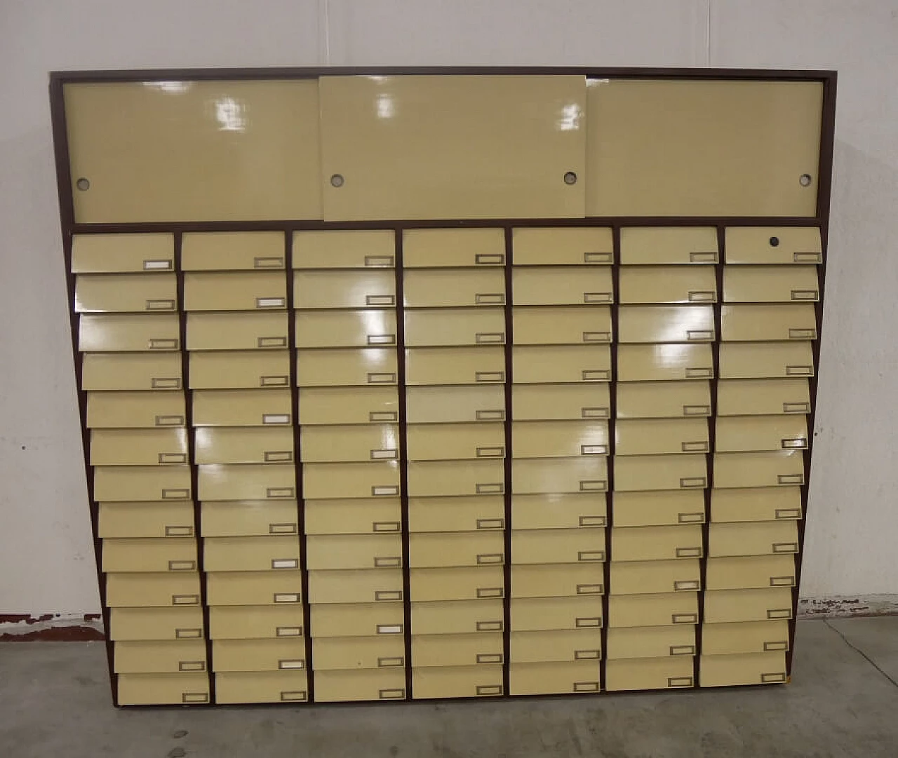 Ivory painted wood filing cabinet, 1980s 1