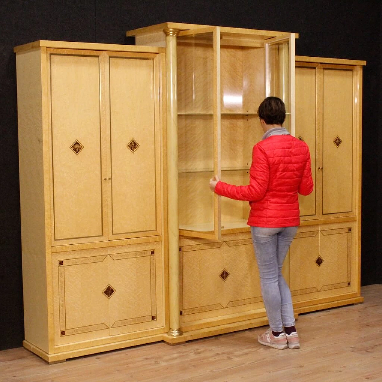 Bookcase with glass cabinet in exotic wood with brass and faux tortoiseshell details 3