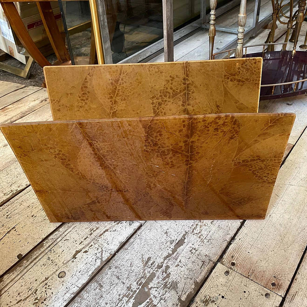 Pair of lucite magazine racks in the style of Tommaso Barbi, 1980s 15