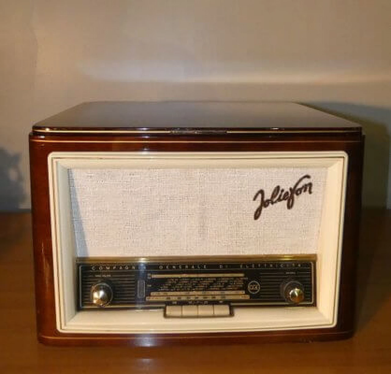 Wood Joliefon RFS 6597 turntable radio by CGE, 1950s 1