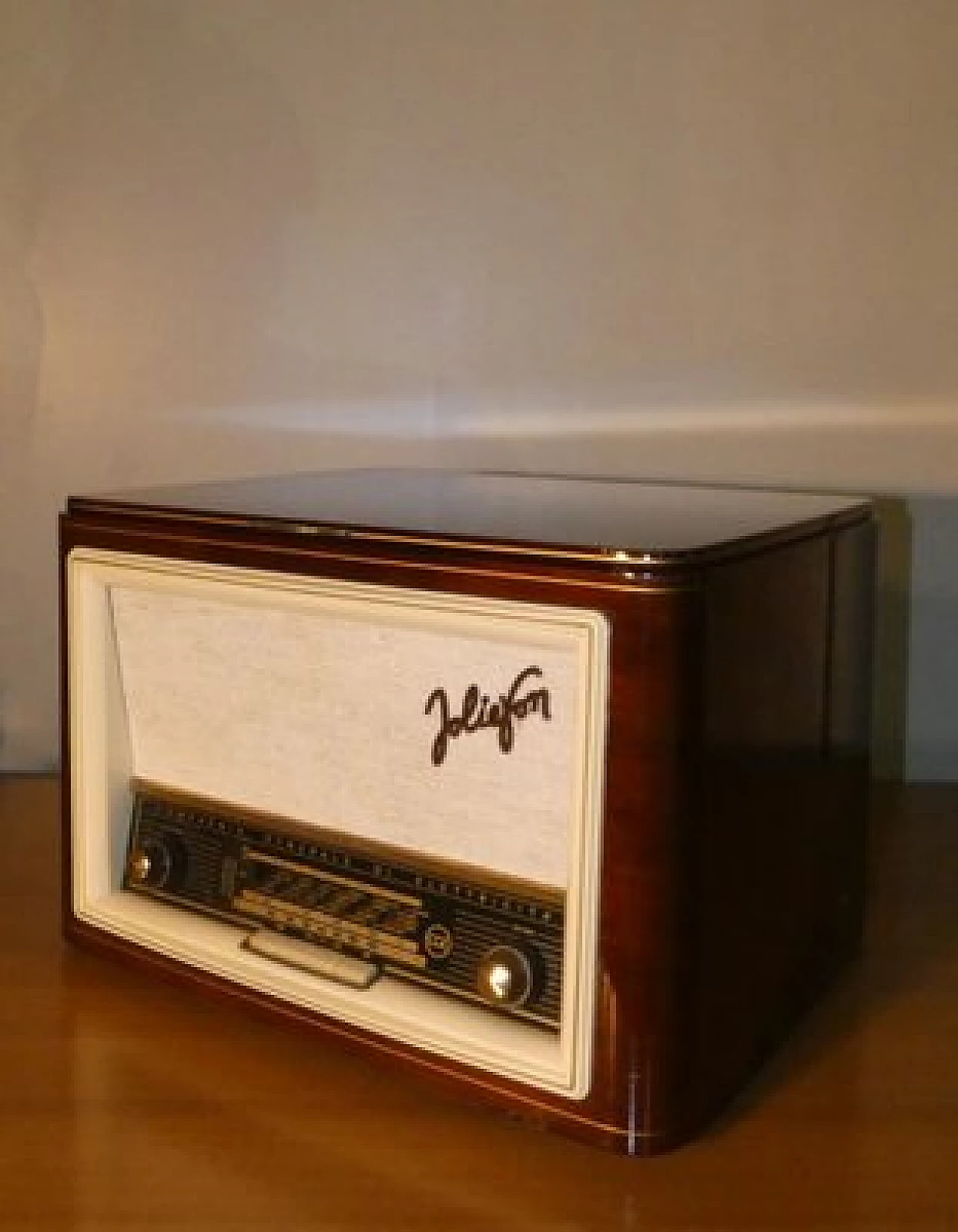 Wood Joliefon RFS 6597 turntable radio by CGE, 1950s 7