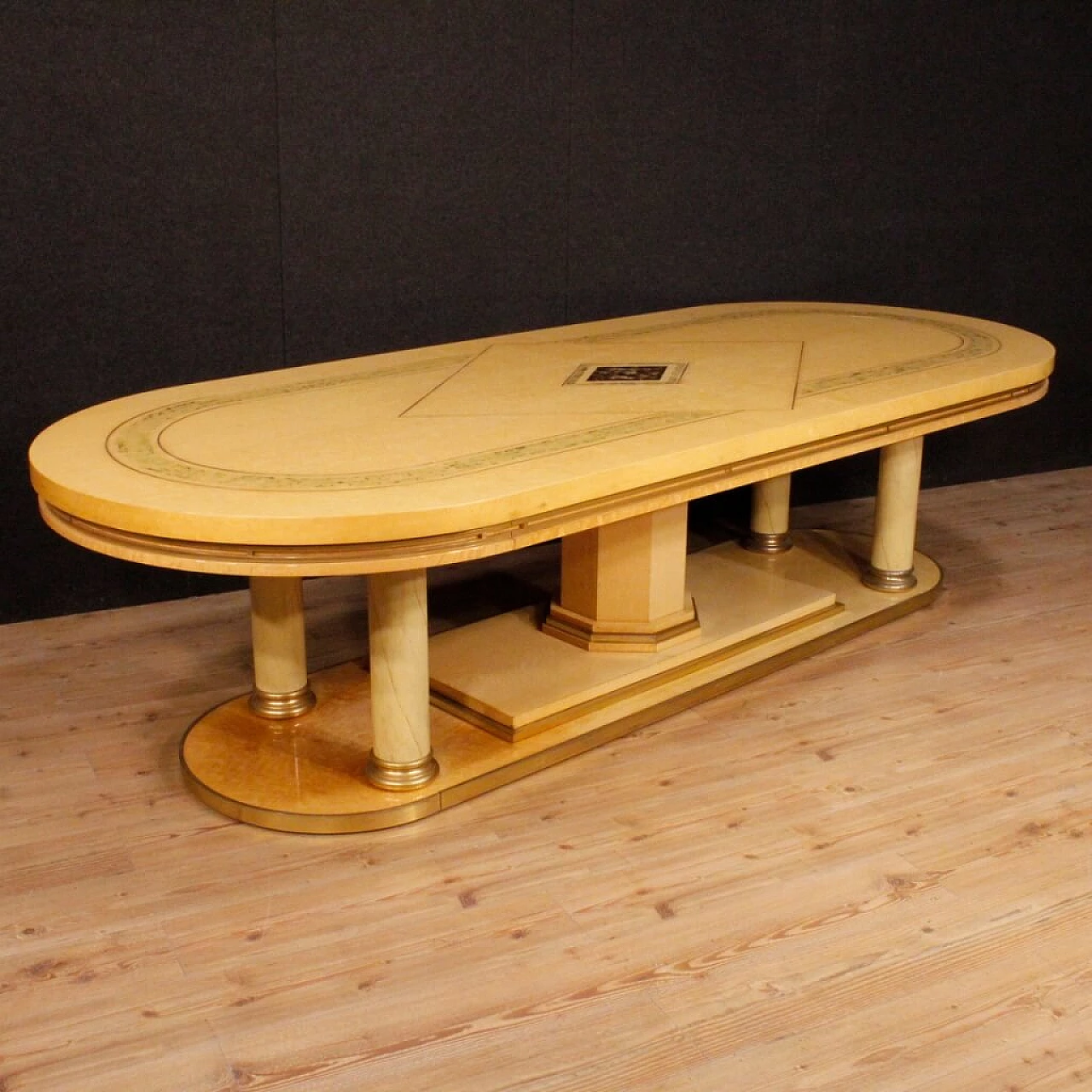 Tavolo in legno esotico, metallo marmorizzato e ottone 1