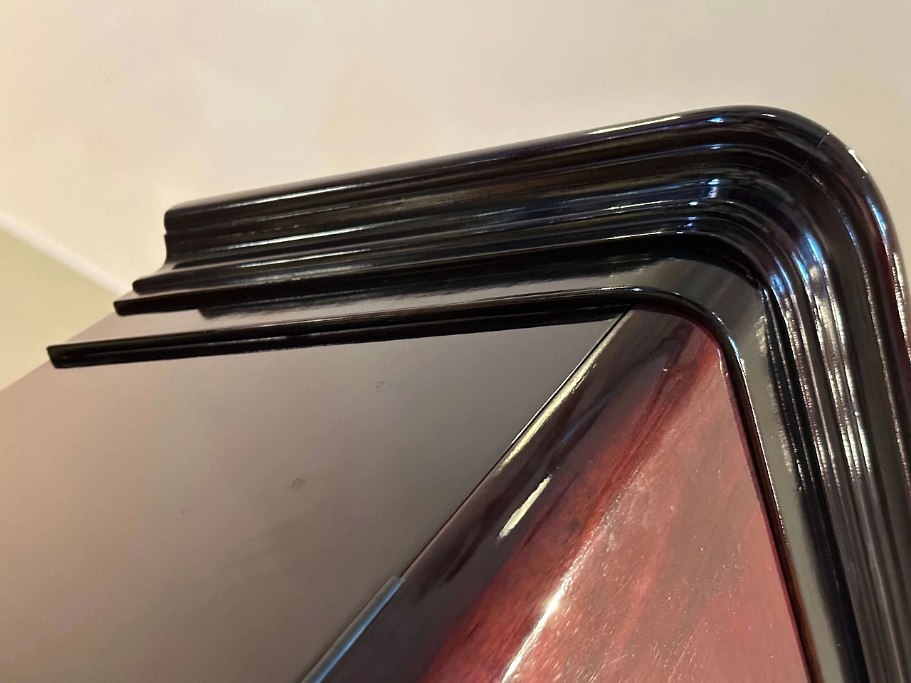 Vetrina in piuma di mogano in stile Luigi Filippo, seconda metà '800 19