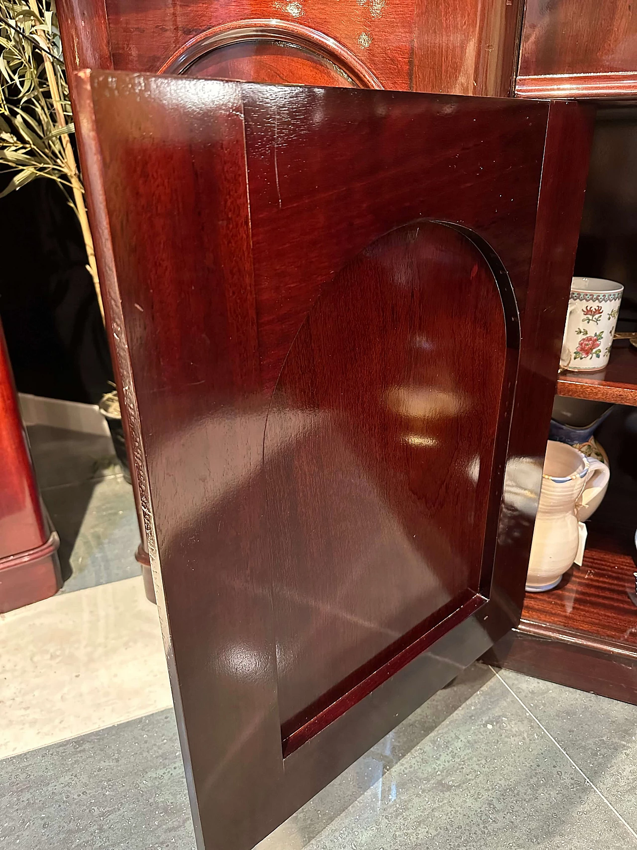 Credenza inglese stile Luigi Filippo in piuma di mogano, '800 11