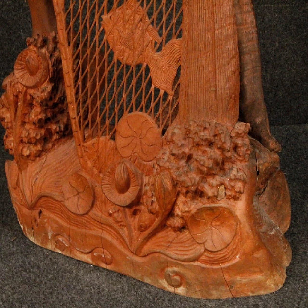 Scultura orientale di pescatore in legno 7