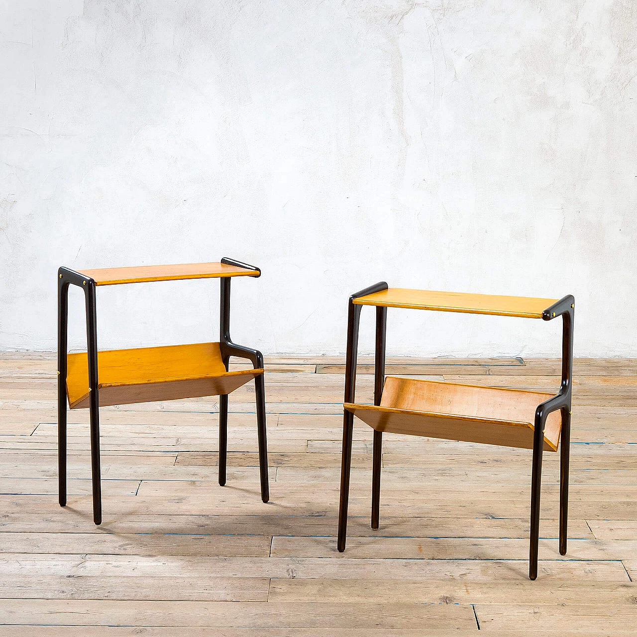 Pair of wood side tables with magazine racks by Ico Parisi, 1950s 1