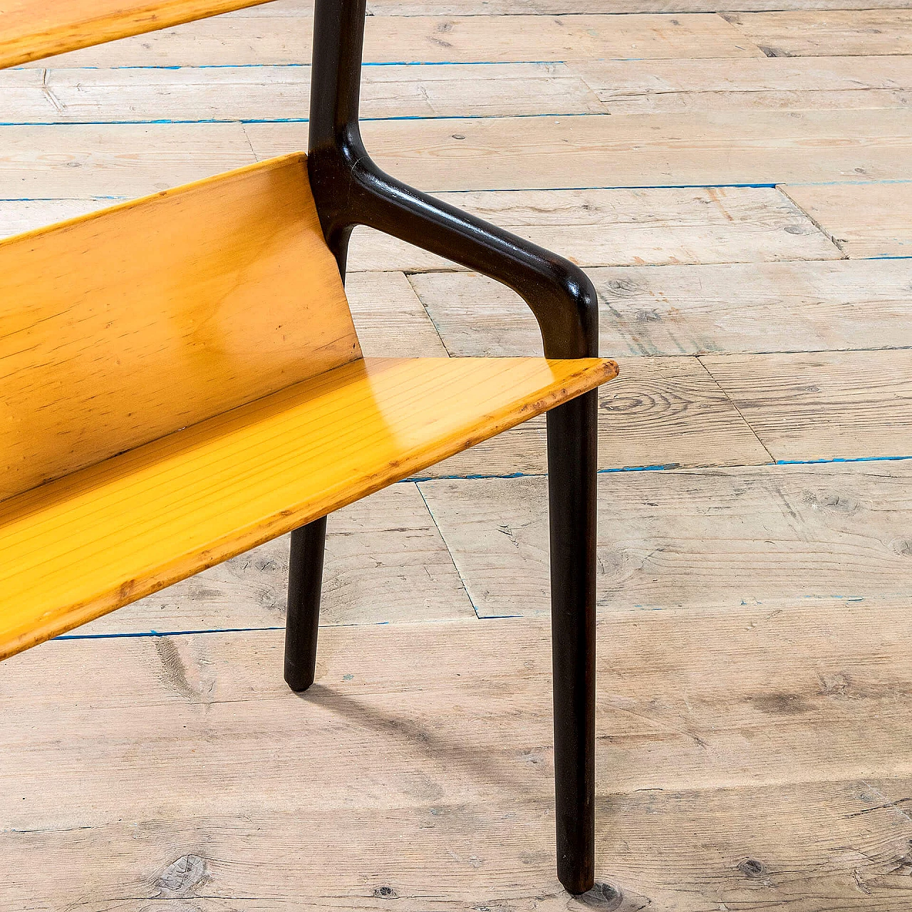 Pair of wood side tables with magazine racks by Ico Parisi, 1950s 5